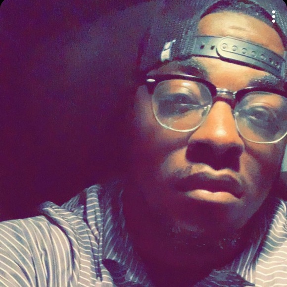 Meet your Posher, Clarence - Picture 1 of 1